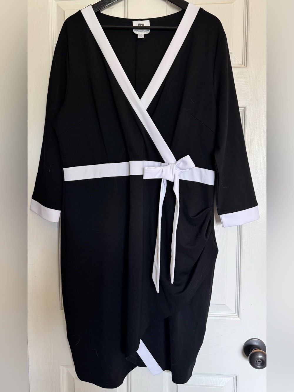 Black & White Wrap-Style Women’s Dress with Tie